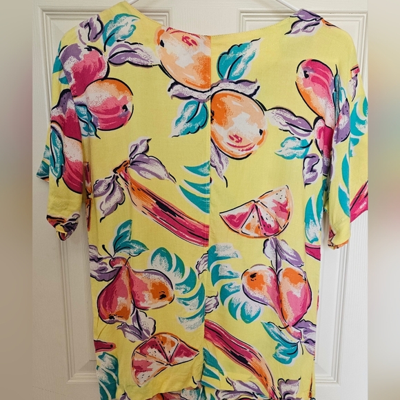 Vintage Floral Tee By The Five Size Medium - Picture 3 of 12